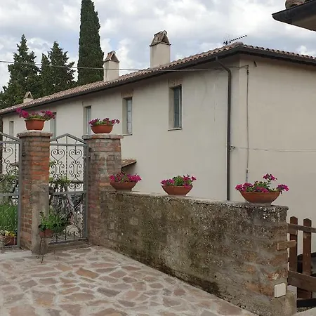 Dom wakacyjny Casato Clavelli 1 Collestatte